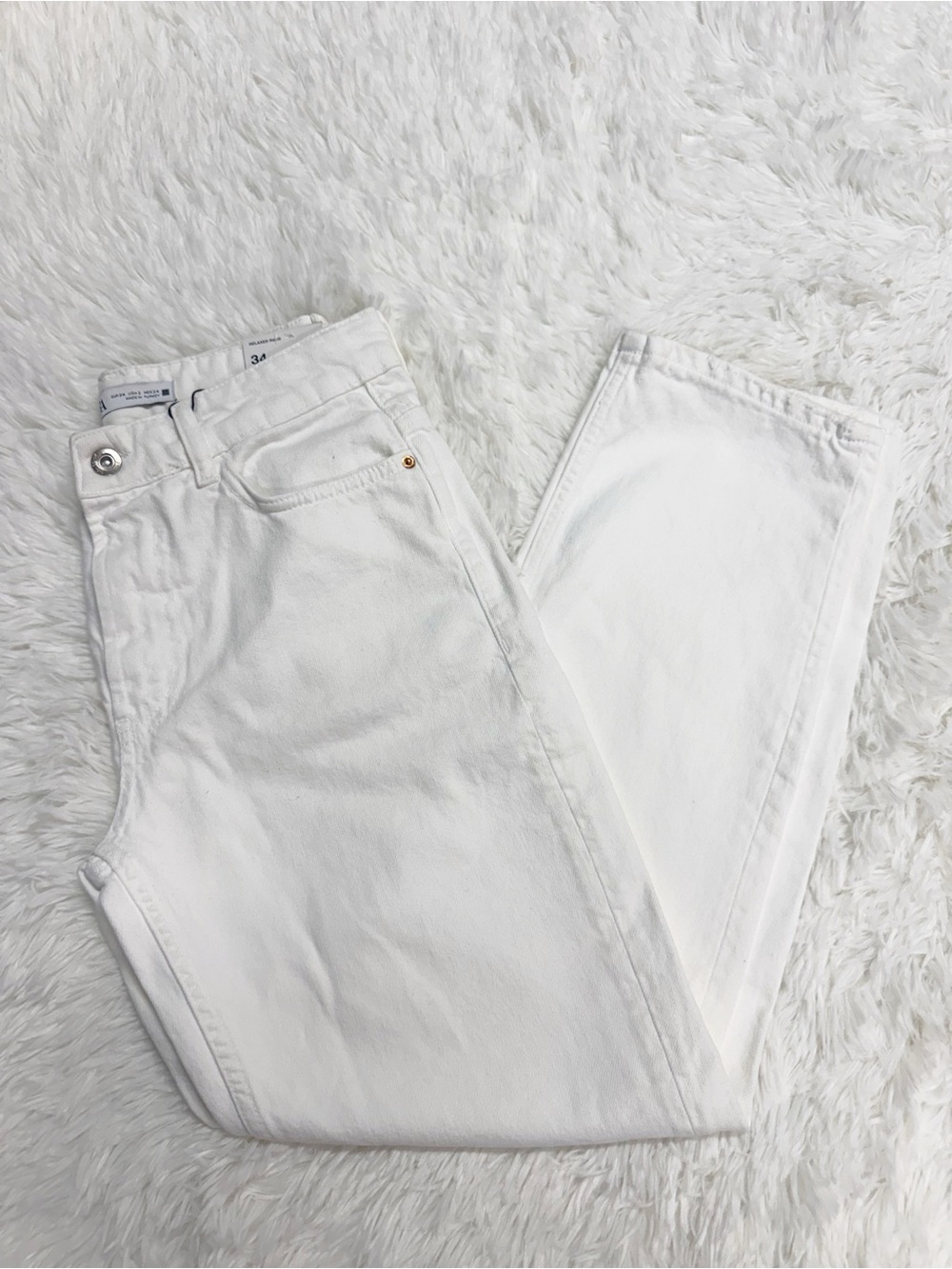 Zara Relaxed Rigid White Denim Jeans Size 2 NwT